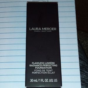 Laura Mercier FLAWLESS RADIANCE-PERFECTING FOUNDAT